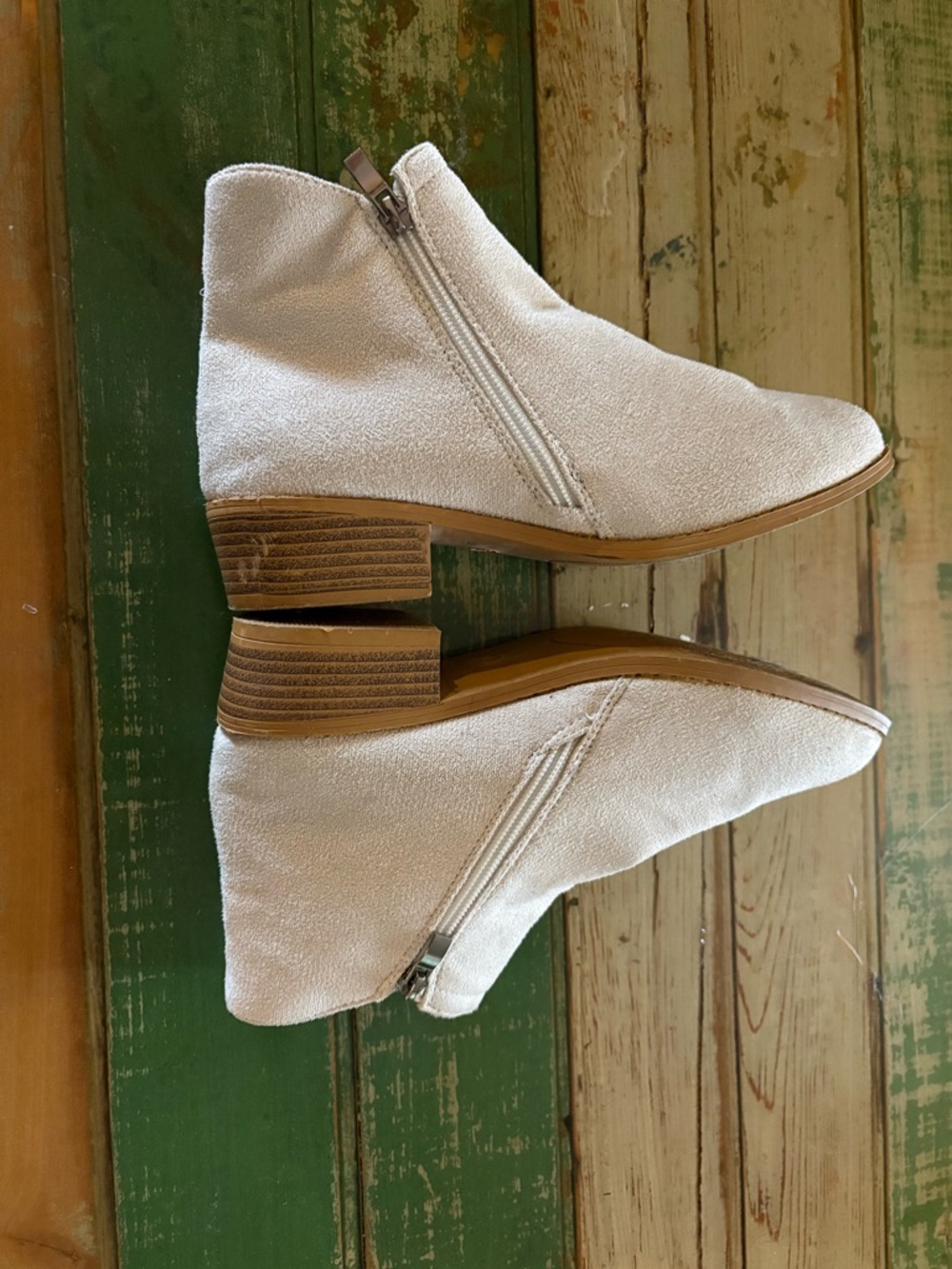 Women's Cream Suede Ankle Boots with Side Zip -Size 6 - Picture 2 of 3